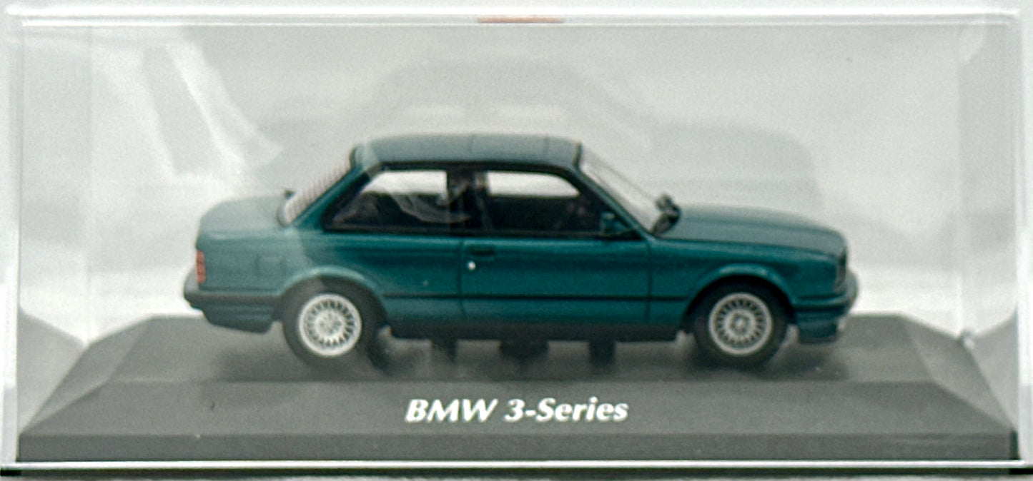 Maxichamps 1:43 Green Metallic BMW 1986 3-Series E30 - BMW CCA Foundation