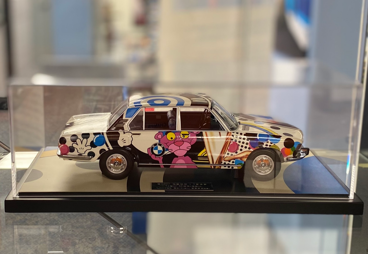 Minichamps 1:18 New Horizon Wundercar