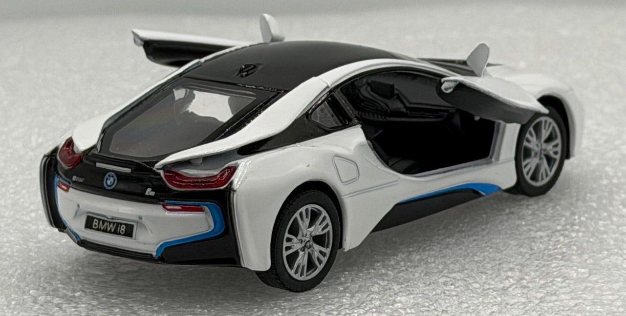 Kinsmart 1:36 BMW i8