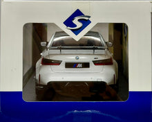 Load image into Gallery viewer, Solido 1:18 White BMW M3 (G80) Performance – 2024