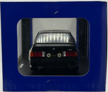 Load image into Gallery viewer, WERK 83 1/18 – BMW M3 (E30) – Winner 1000km Bathurst 1987