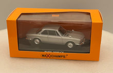 Load image into Gallery viewer, Maxichamps 1:43 BMW 2000 CS