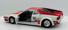 Load image into Gallery viewer, Burago 1:24 BMW M1 Marlboro Procar