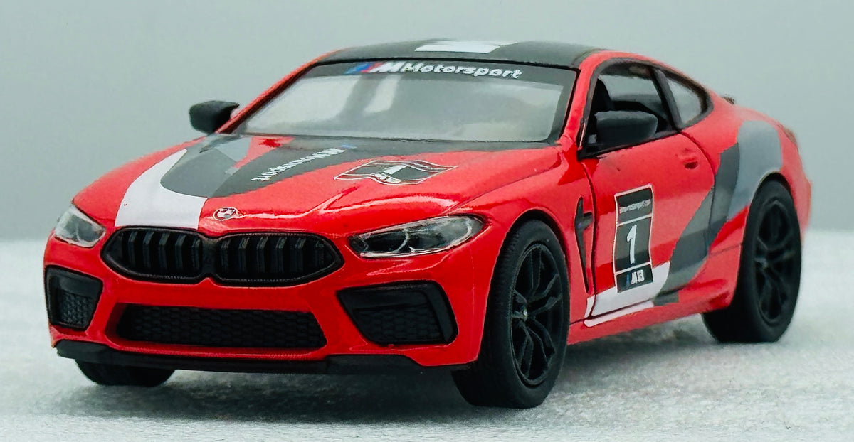 Kinsmart 1:38 BMW M8 Comp. Coupe Livery Edition