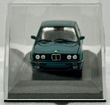 Load image into Gallery viewer, Maxichamps 1:43 Green Metallic BMW 1986 3-Series E30