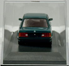 Load image into Gallery viewer, Maxichamps 1:43 Green Metallic BMW 1986 3-Series E30