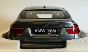 Kyosho 1:18  Space Grey  BMW  X6 M