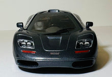 Load image into Gallery viewer, Maisto 1:24 Dark Grey McLaren F1