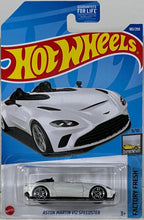 Load image into Gallery viewer, Hot Wheels 1:64 Aston Martin V12 Speedster