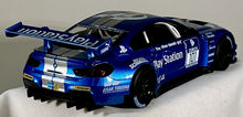 Load image into Gallery viewer, Showcasts 1:24 BMW M6 GT3