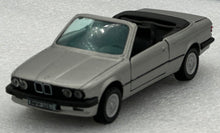 Load image into Gallery viewer, Gama 1:43 BMW E30 silver 325i convertible