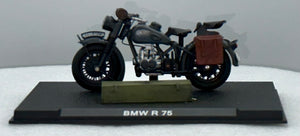 Hot-Blooded Military Models 1:24 BMW R75 1939-1945