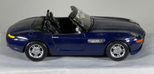 Load image into Gallery viewer, Superior 1:32 BMW 1999 Z8